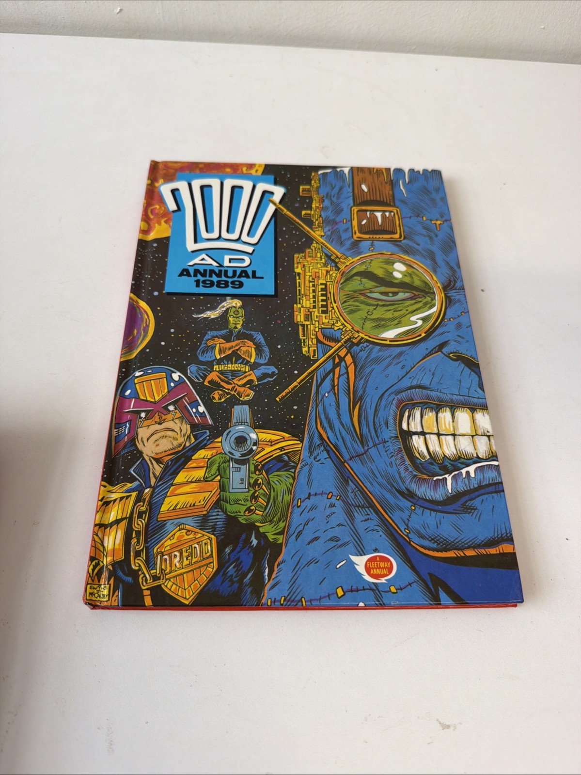 2000 AD Annual 1989 Book Very Good Condition JUDGE DREDD Fleetway