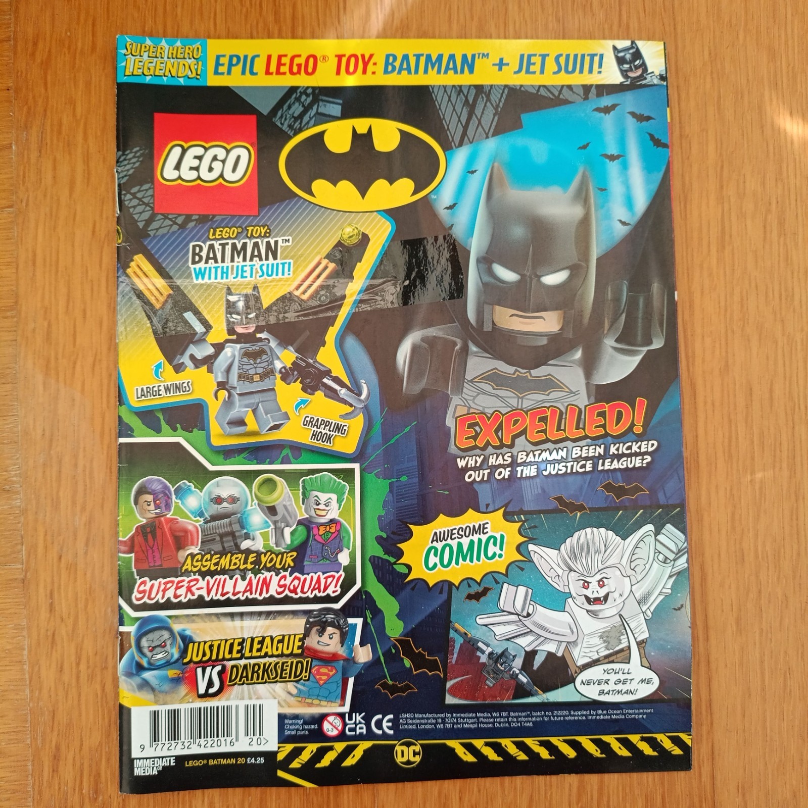 LEGO Batman Magazine #20 2021 includes poster. No toy