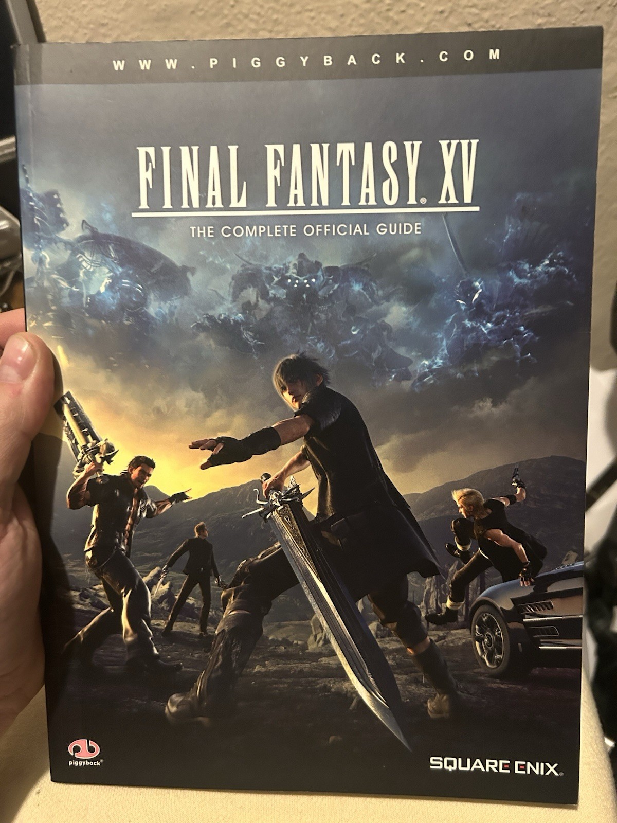 Final Fantasy XV The Complete Official Guide. Square Enix Walkthrough Piggyback