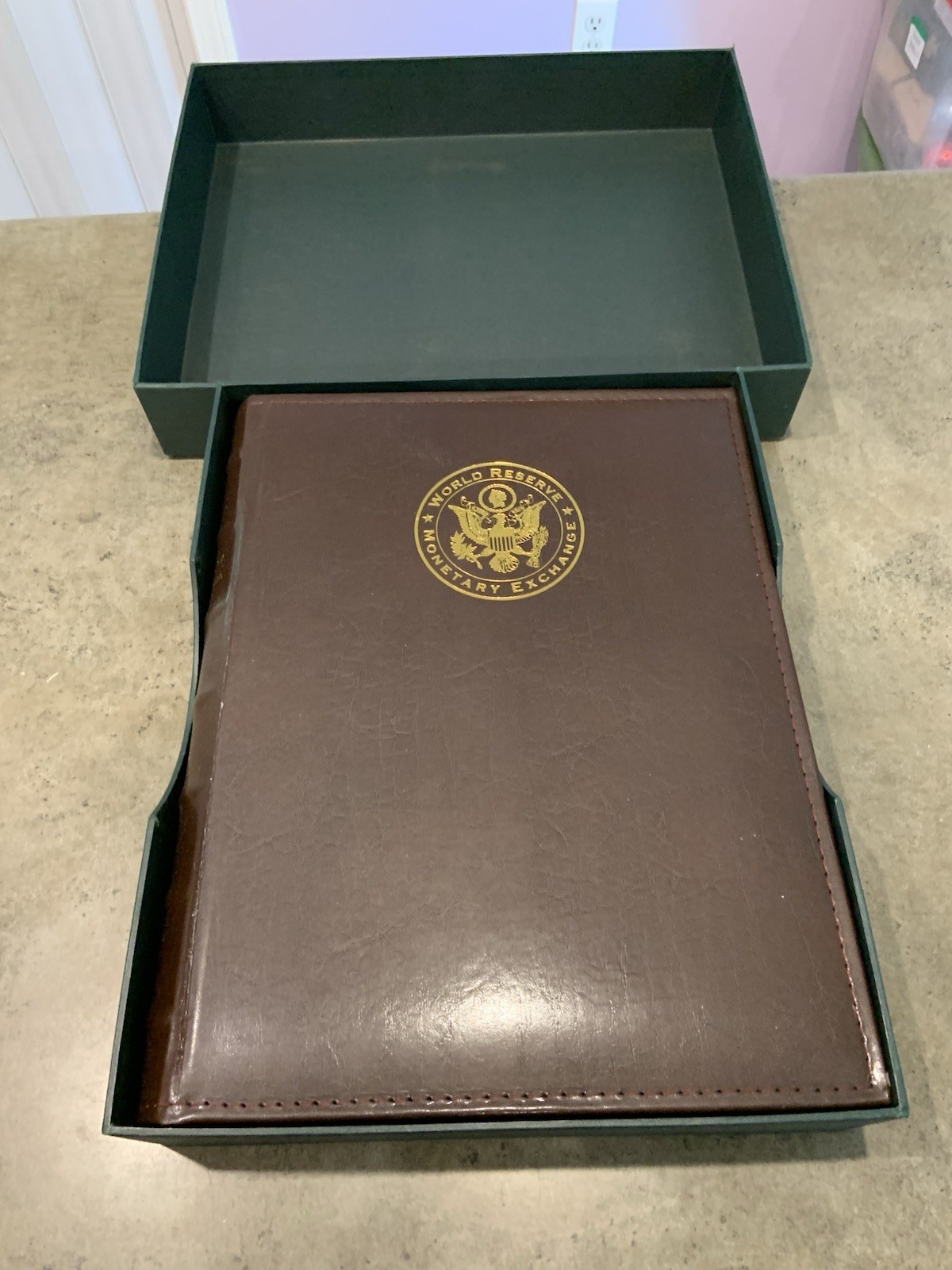 World Reserve Leather Binder To Hold U.S. Currency New Some Spots On Box