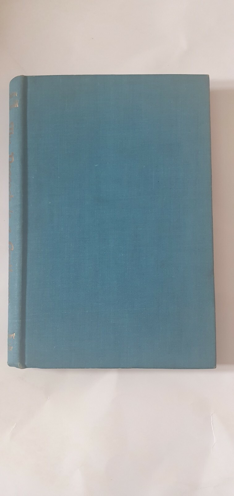Good – The Peacock is a Gentleman – Vivian Connell – 1942 – 1st Edition – Hale
