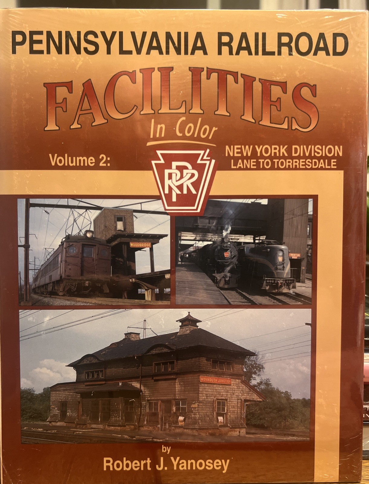 Pennsylvania Railroad Facilities in Color Volume 2: New York Division (New) F4