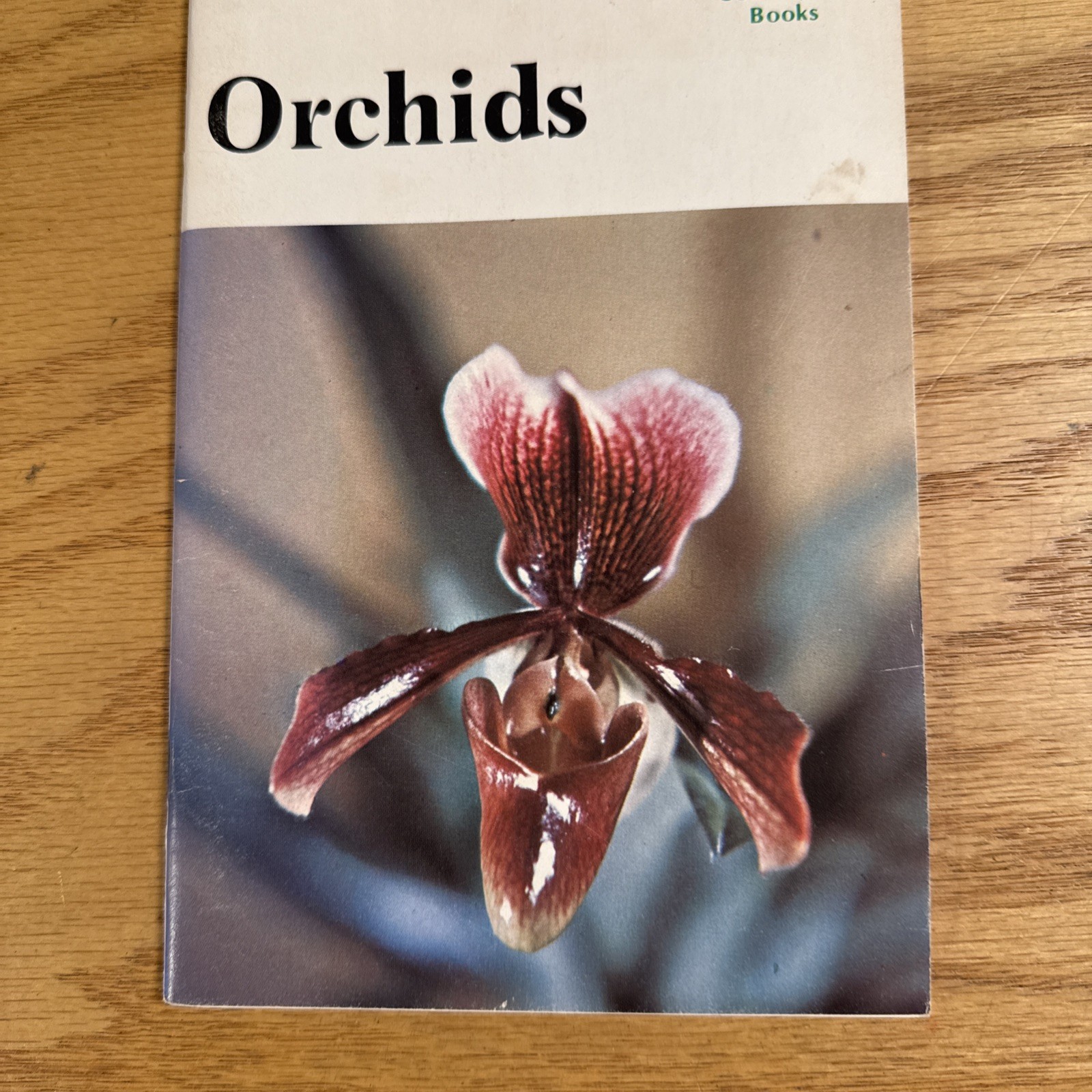 Vintage 1961 / revised 1976 ORCHIDS Countryside BOOKS 111 pages